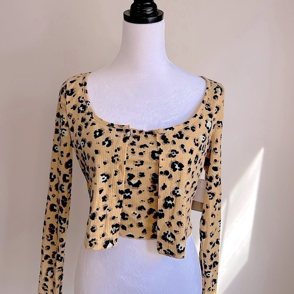 NWT BP Leopard Animal Print Crop Top Twin Set Cami and Button Up Size Small NEW - Picture 13 of 15